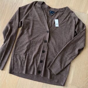 NWT Gap cardigan merino wool small